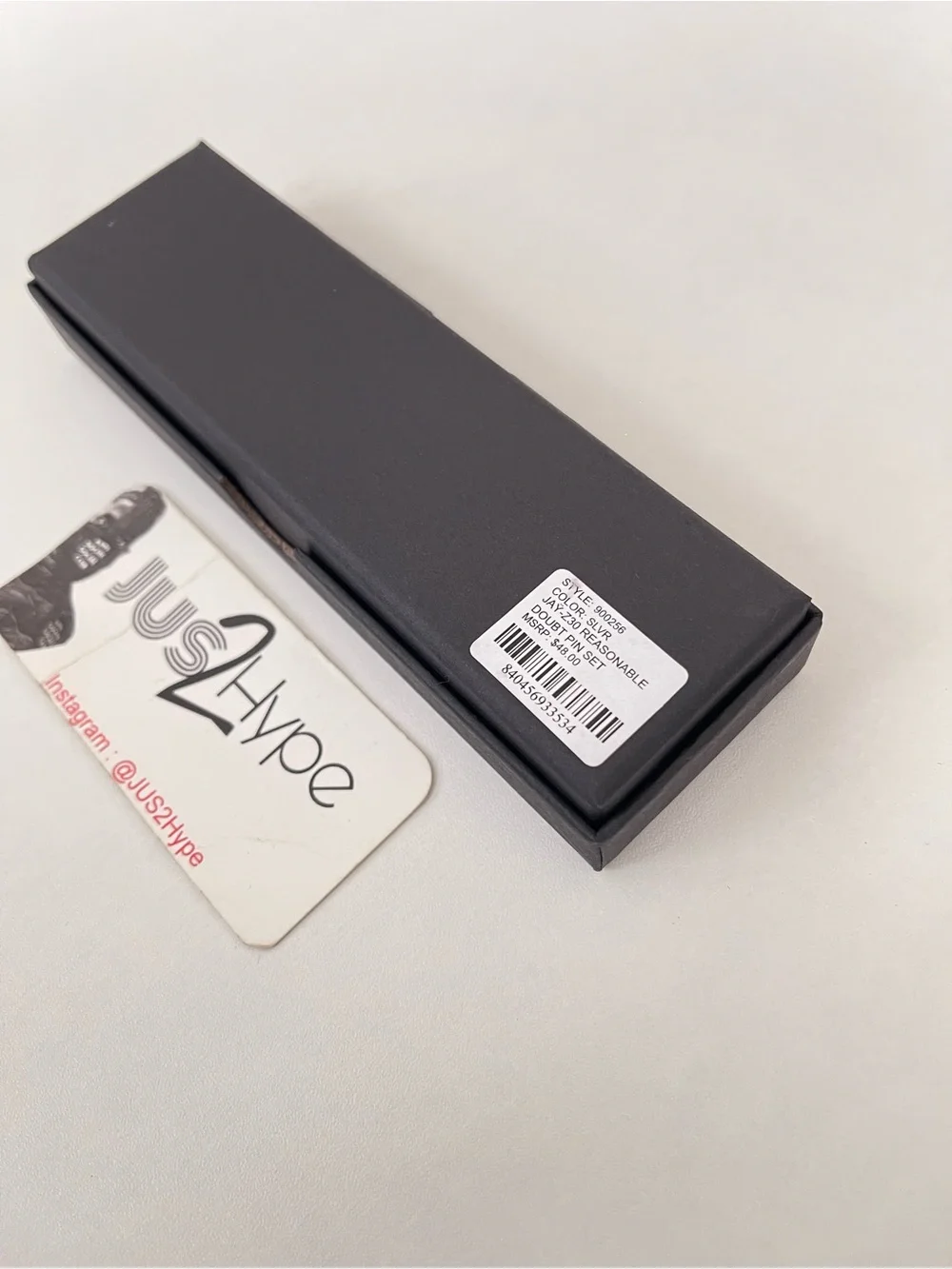 Reasonable Doubt Jay-Z Lapel Pin Set - Black & Silver